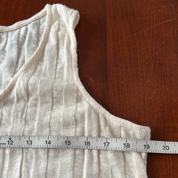 Anthropologie Knit Sleeveless Top, Size M - Picture 6 of 8